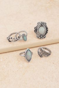 tobi.com - all jeweled up antique silver glitter ring set