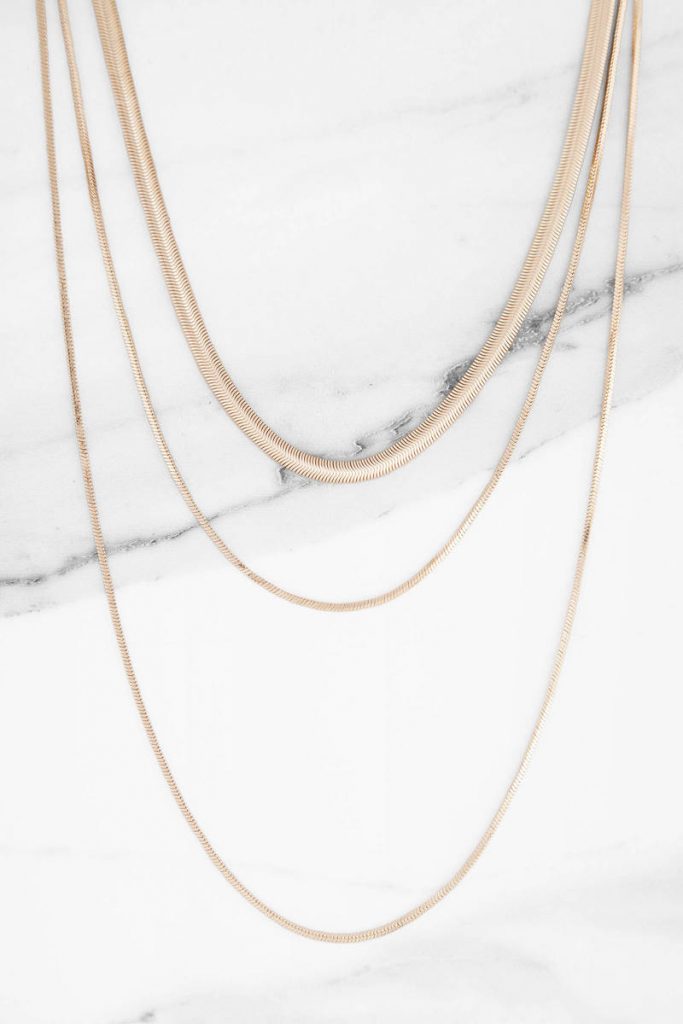 gold-simple-elegance-layered-necklace