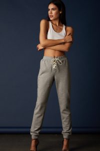 tobi.com - chilled lace up joggers